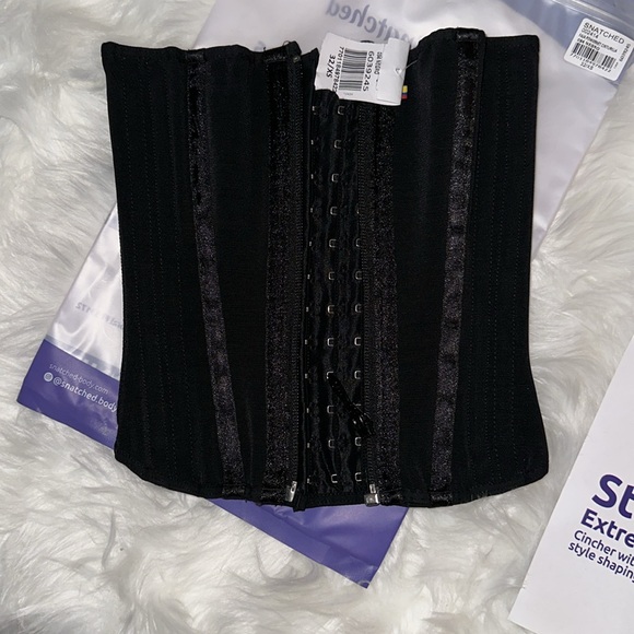 Snatched stage 4 extreme Waist Cincher with Corset style shaping - Picture 8 of 10